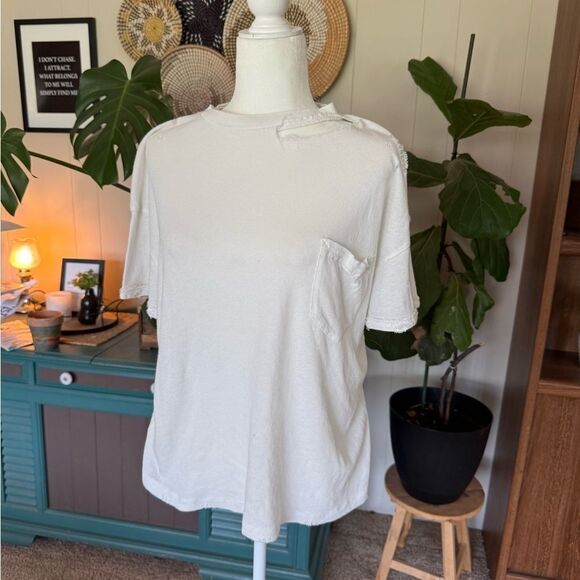 We The Free Tops - Free People - We The Free - Women’s Ivory Ripped Short Sleeved Tee - XS